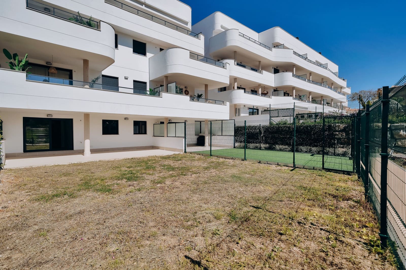 2 bedroom Apartment for sale in New Golden Mile with pool - € 399,000 (Ref: 9672291)