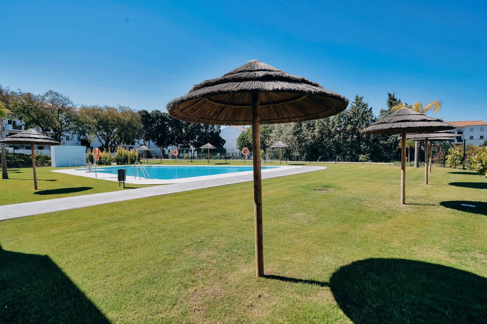 2 bedroom Apartment for sale in New Golden Mile with pool - € 399,000 (Ref: 9672291)