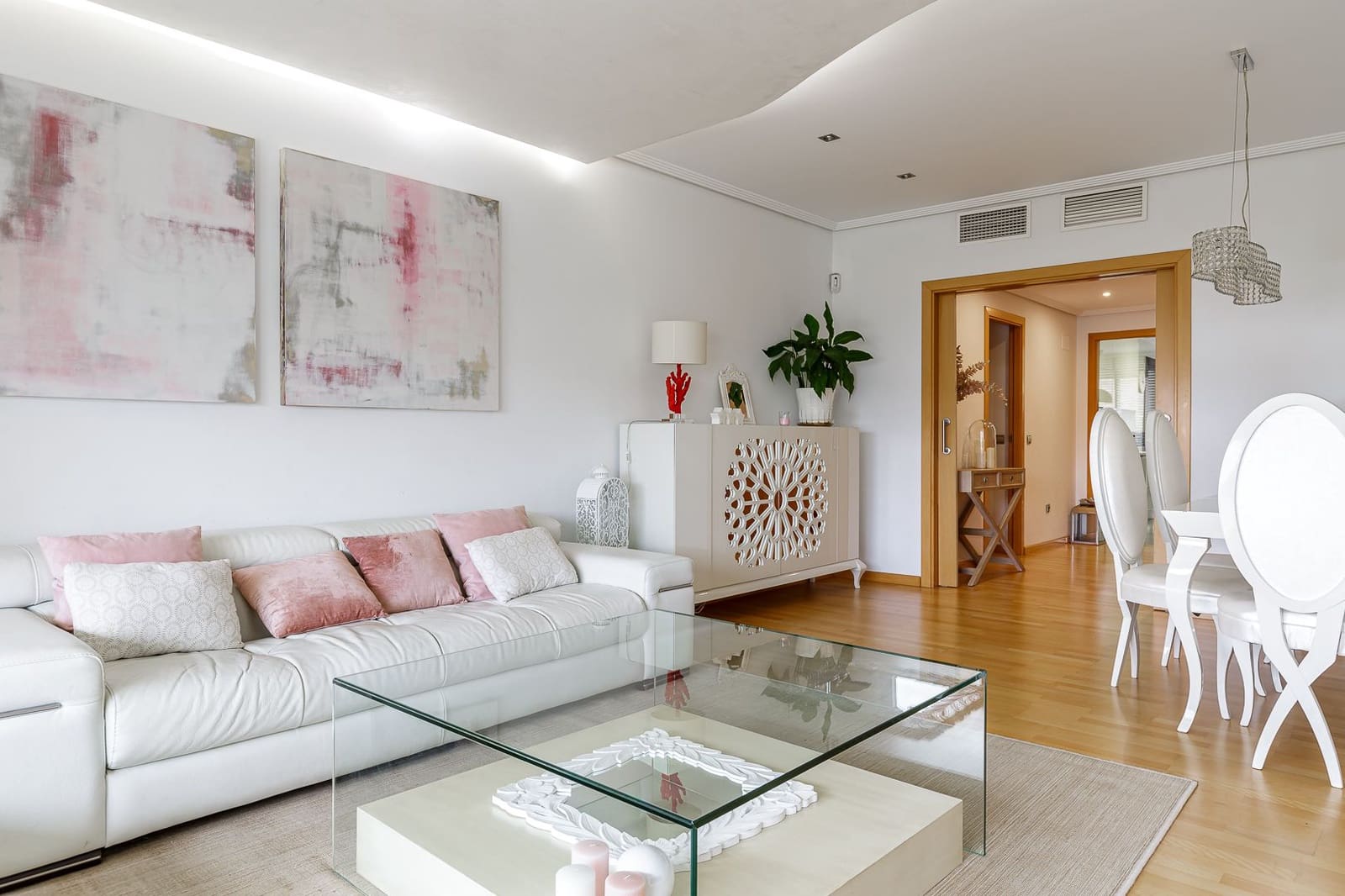 2 slaapkamer Appartement te huur in Malaga stad met zwembad - € 1.850 (Ref: 9676447)