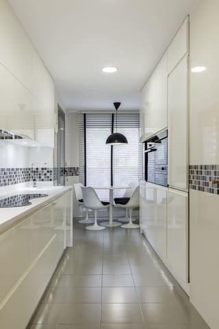 Apartamento de 2 habitaciones en Parque Clavero, Málaga ciudad en alquiler con piscina - 1.850 € (Ref: 9676447)