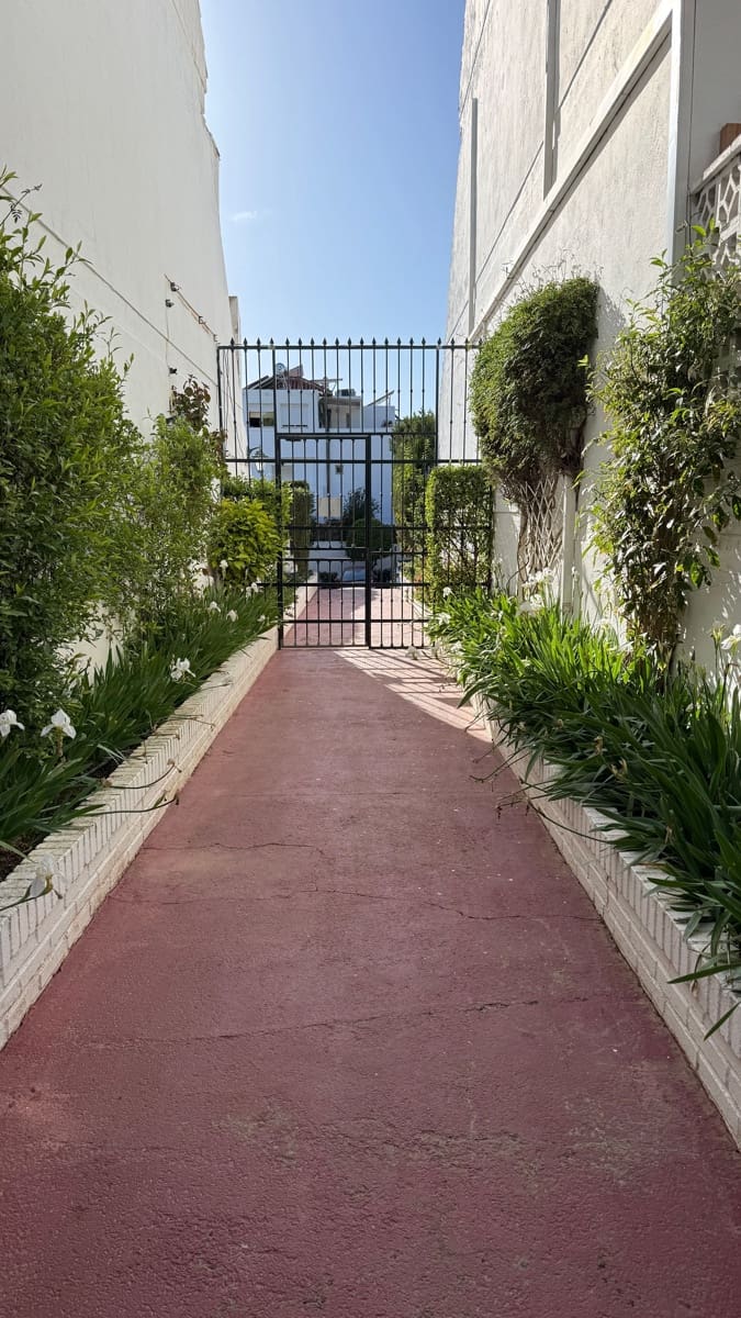 3 soveværelse Byhus til salg i Marbella med swimmingpool - € 945.000 (Ref: 9676448)