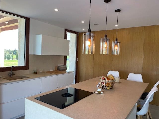 Villa til leje i Alcudia med swimmingpool - € 10.000 (Ref: 9679283)