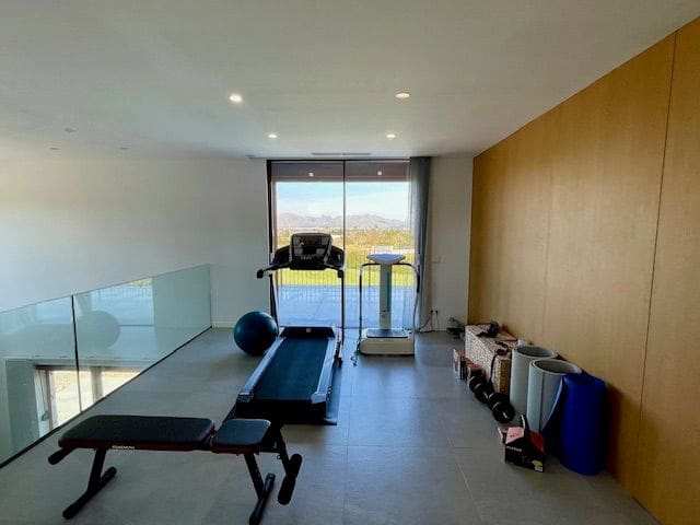 Villa til leje i Alcudia med swimmingpool - € 10.000 (Ref: 9679283)