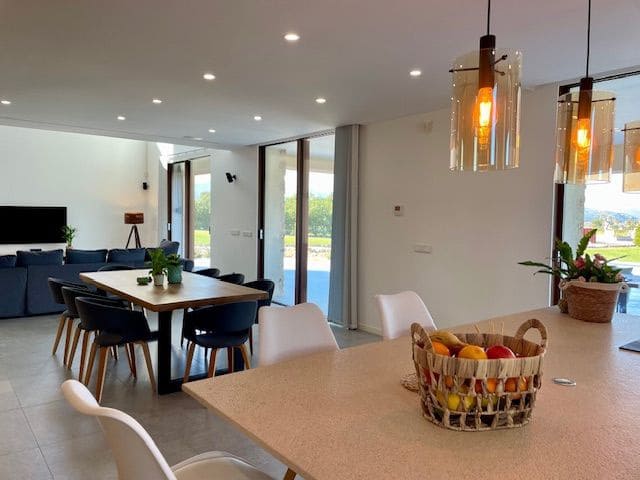 Villa til leje i Alcudia med swimmingpool - € 10.000 (Ref: 9679283)