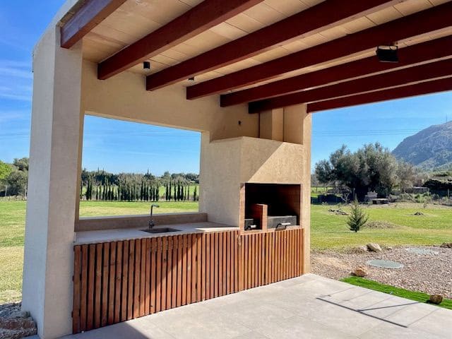 Villa til leje i Alcudia med swimmingpool - € 10.000 (Ref: 9679283)