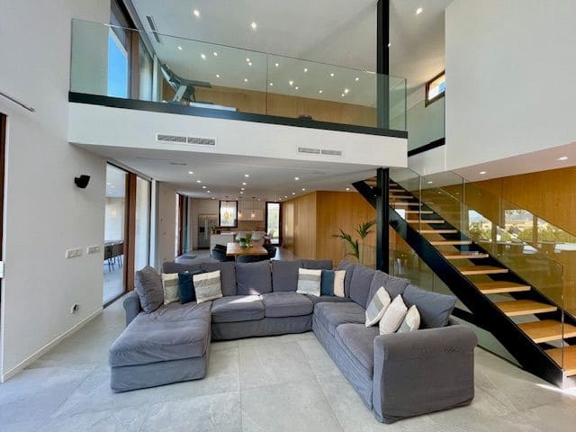 Villa til leje i Alcúdia med swimmingpool - € 10.000 (Ref: 9679283)