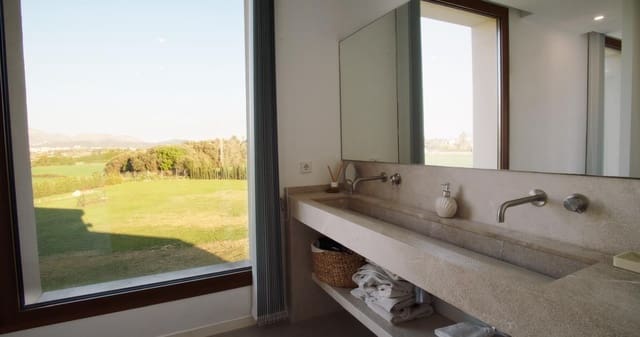 Villa/Maison à louer à Alcúdia avec piscine - 10 000 € (Ref: 9679283)