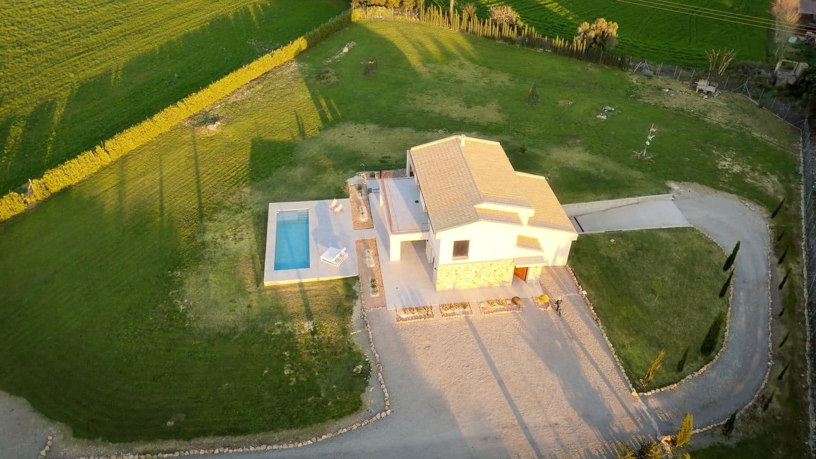 Villa/Maison à louer à Alcudia avec piscine - 10 000 € (Ref: 9679283)