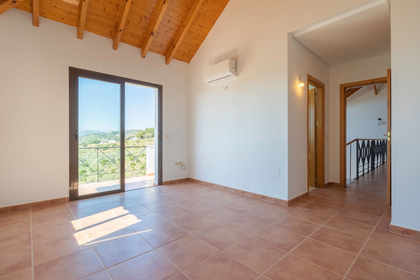 4 soveværelse Villa til salg i Mijas med swimmingpool - € 1.450.000 (Ref: 9681396)