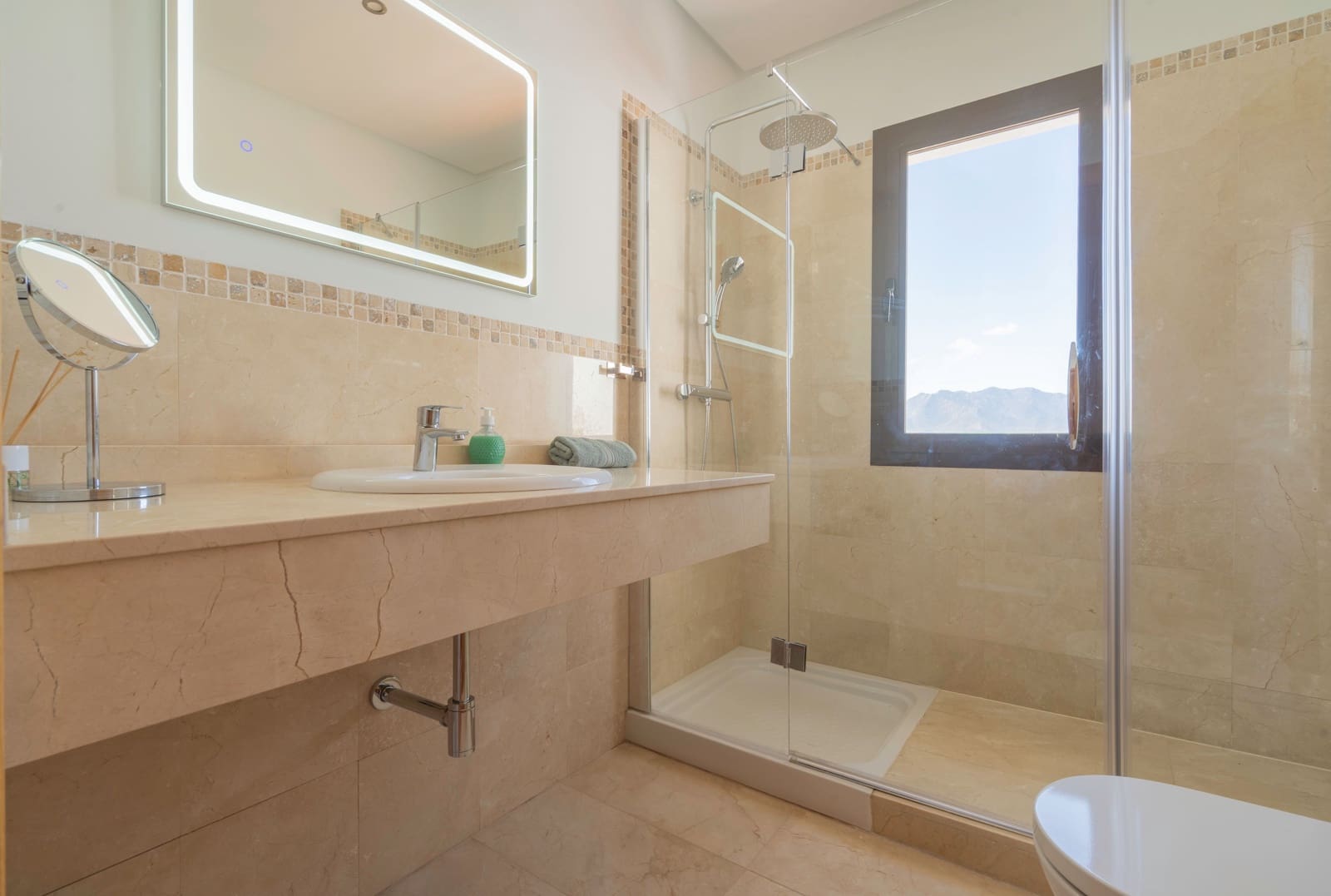 4 soveværelse Villa til salg i Mijas med swimmingpool - € 1.450.000 (Ref: 9681396)