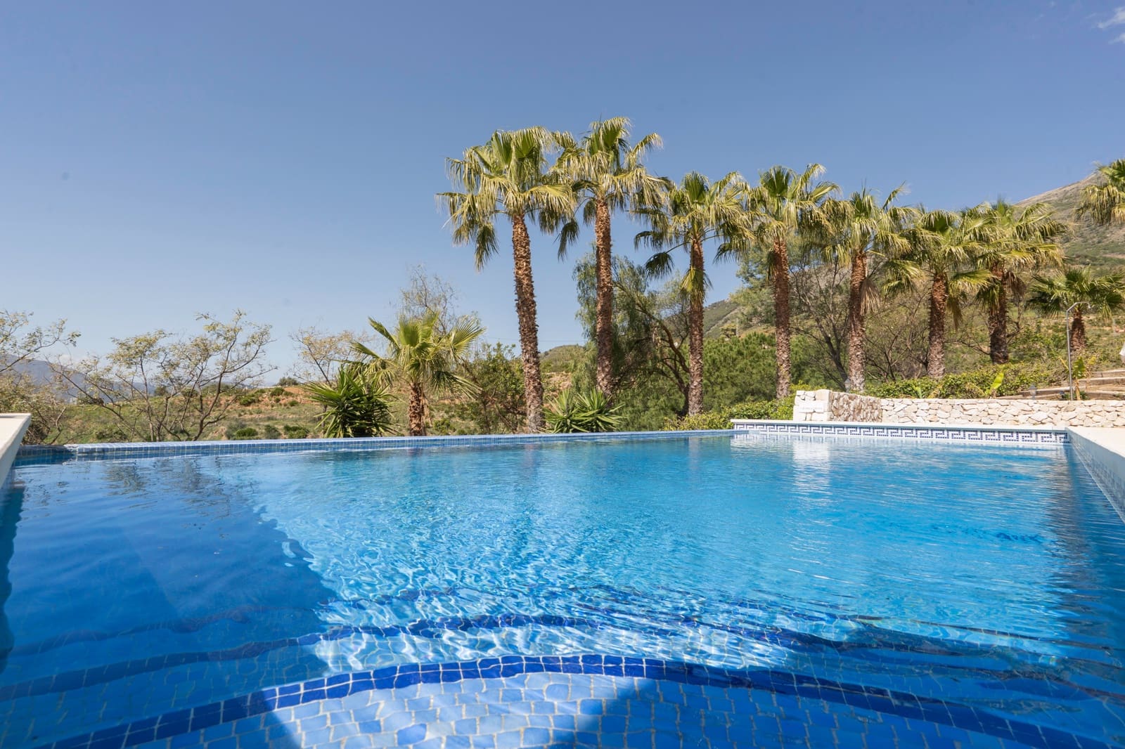 4 soveværelse Villa til salg i Mijas med swimmingpool - € 1.450.000 (Ref: 9681396)