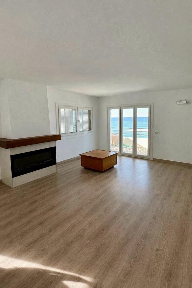 3 bedroom Apartment for rent in Palma de Mallorca - € 2,450 (Ref: 9684328)