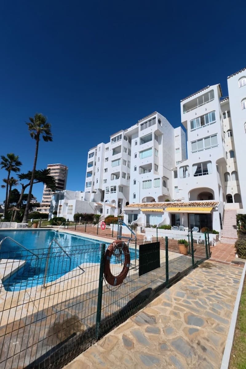 1 Zimmer Penthouse zu verkaufen in Mijas Costa mit Pool - 525.000 € (Ref: 9696756)