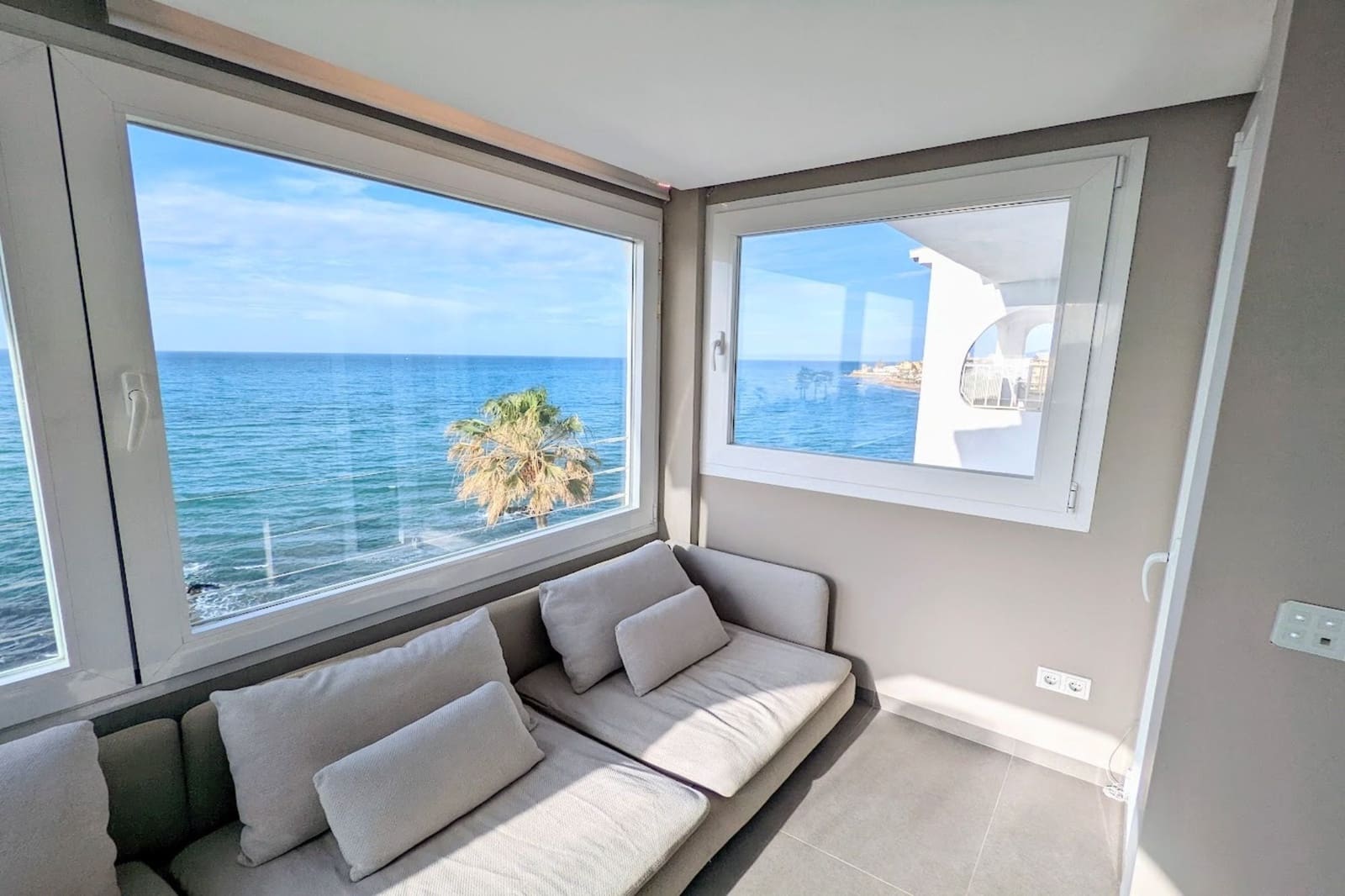 1 Zimmer Penthouse zu verkaufen in Mijas Costa mit Pool - 525.000 € (Ref: 9696756)