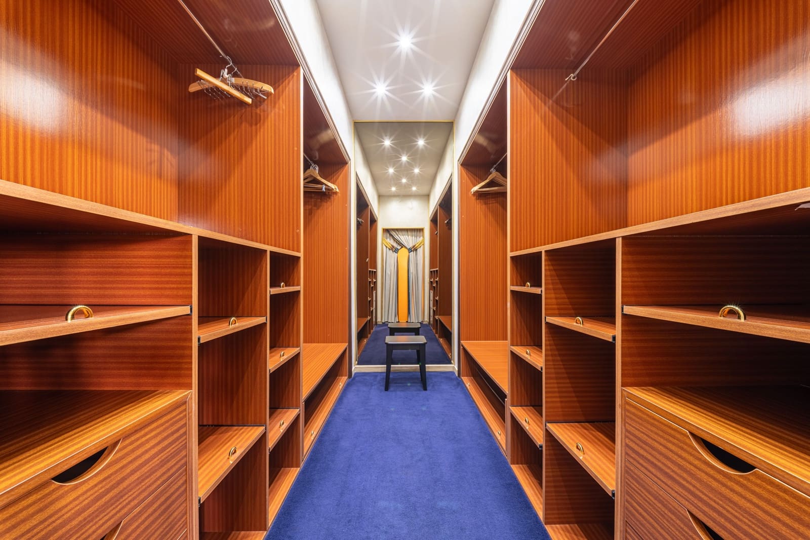 9 quarto Casa em Banda para venda em Benahavis com piscina - 11 900 000 € (Ref: 9696883)