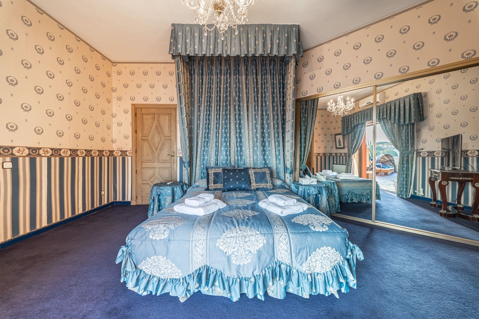 9 quarto Casa em Banda para venda em Benahavis com piscina - 11 900 000 € (Ref: 9696883)