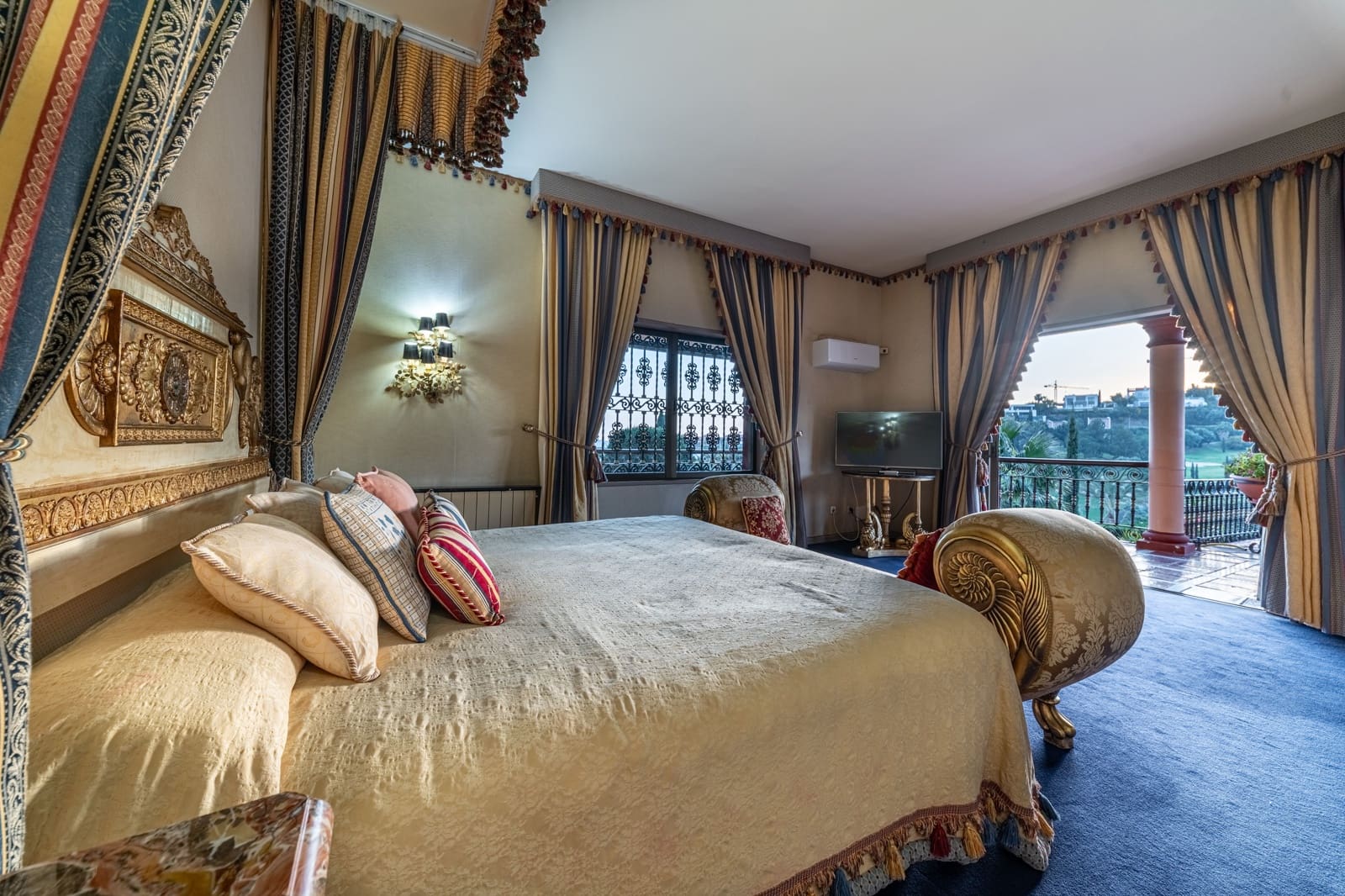 9 quarto Casa em Banda para venda em Benahavis com piscina - 11 900 000 € (Ref: 9696883)