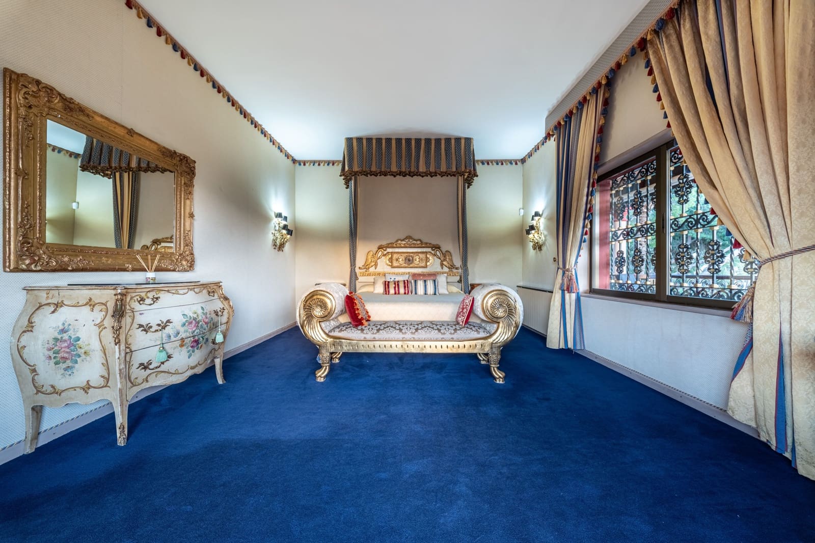 9 quarto Casa em Banda para venda em Benahavis com piscina - 11 900 000 € (Ref: 9696883)