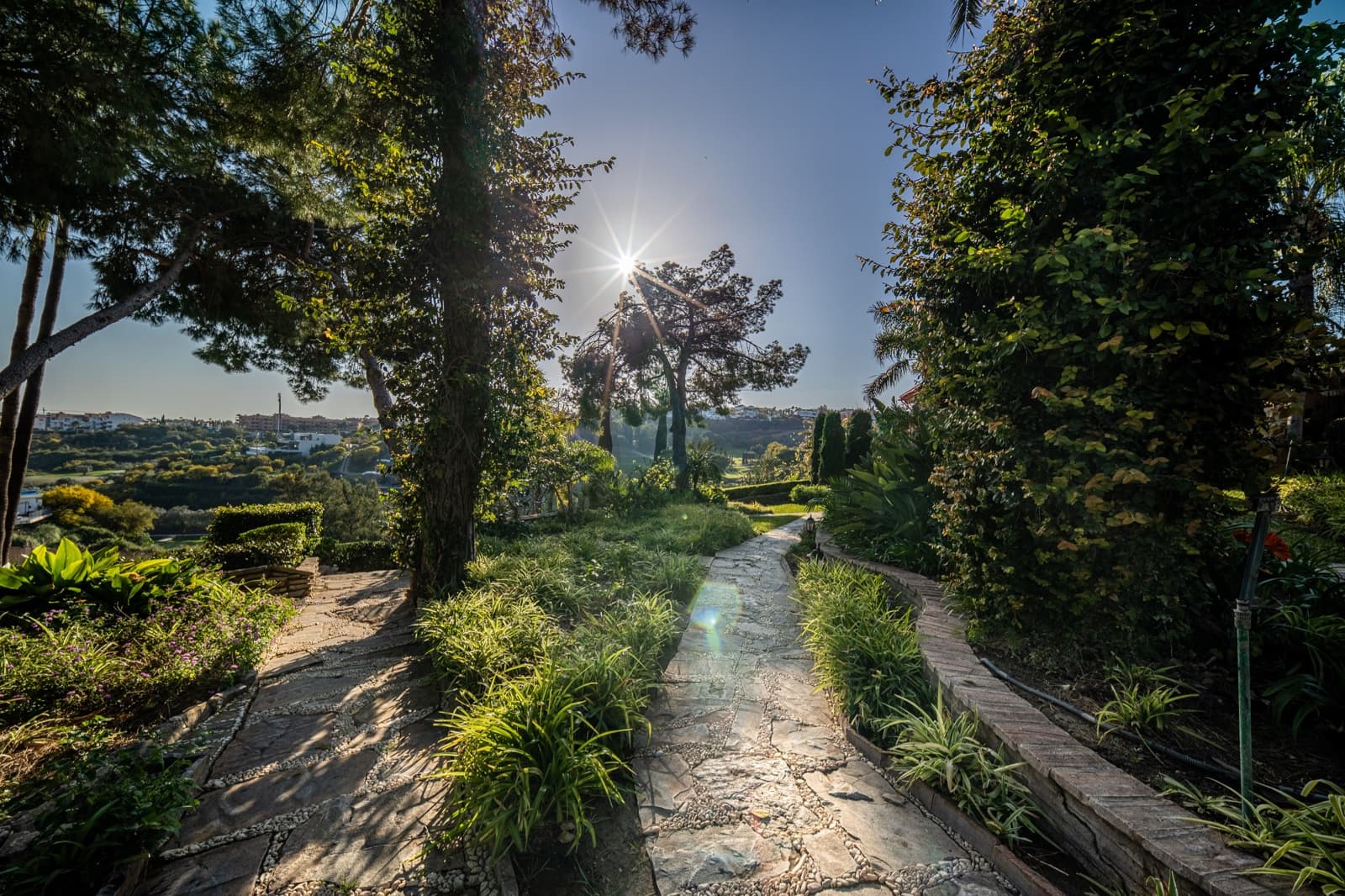 9 quarto Casa em Banda para venda em Benahavis com piscina - 11 900 000 € (Ref: 9696883)