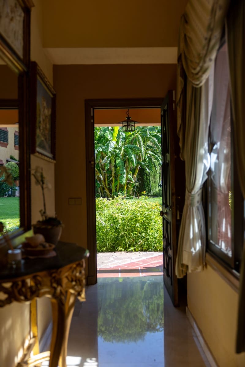 9 bedroom Townhouse for sale in Benahavis with pool garage - € 11,900,000 (Ref: 9696883)