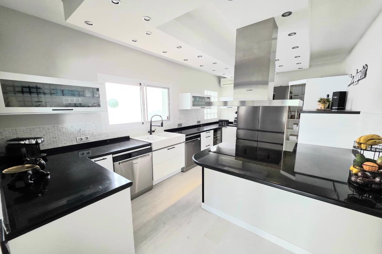 4 chambre Maison de Ville à vendre à Fuengirola avec piscine - 1 295 000 € (Ref: 9699244)