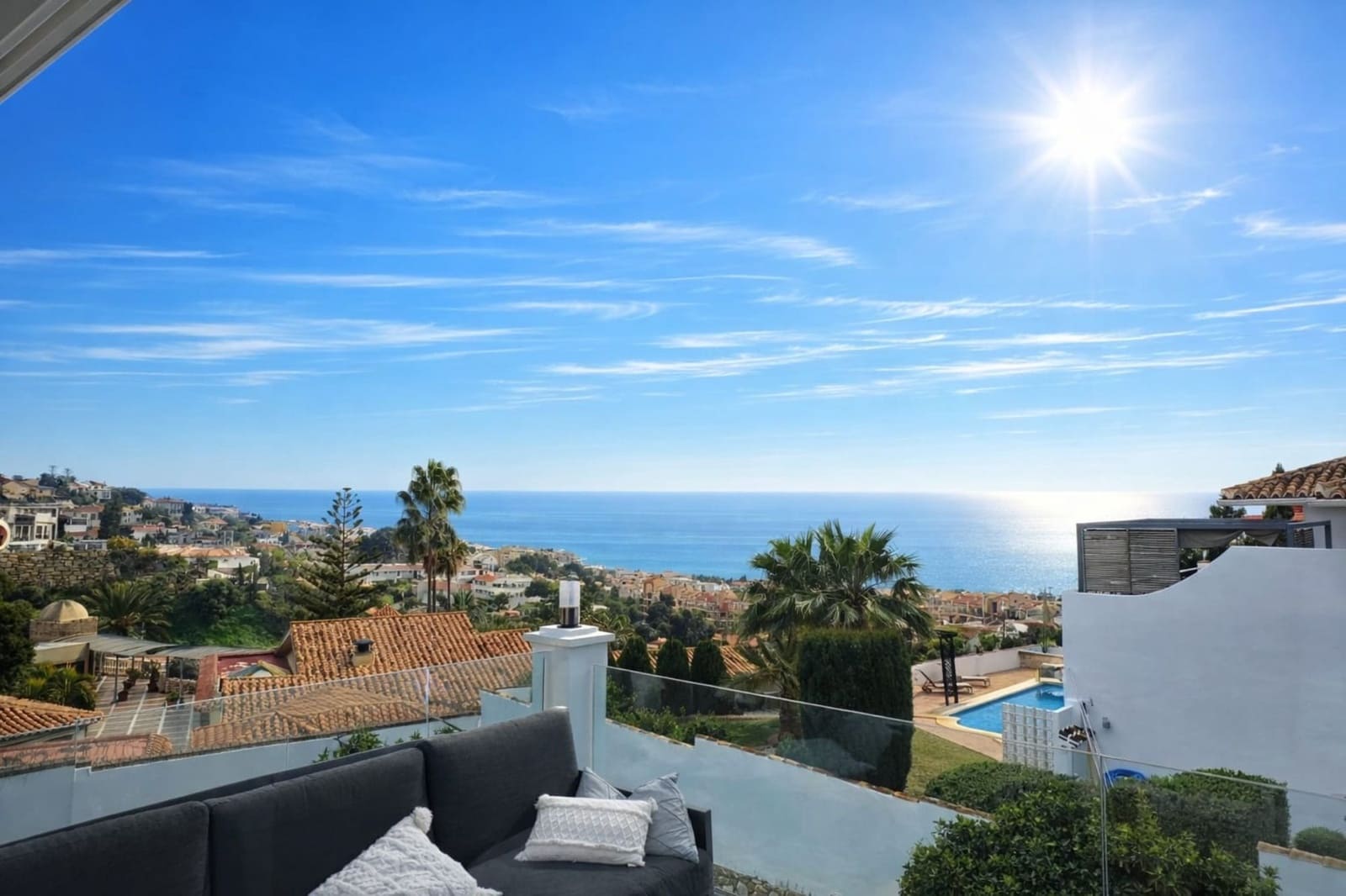 4 chambre Maison de Ville à vendre à Fuengirola avec piscine - 1 295 000 € (Ref: 9699244)