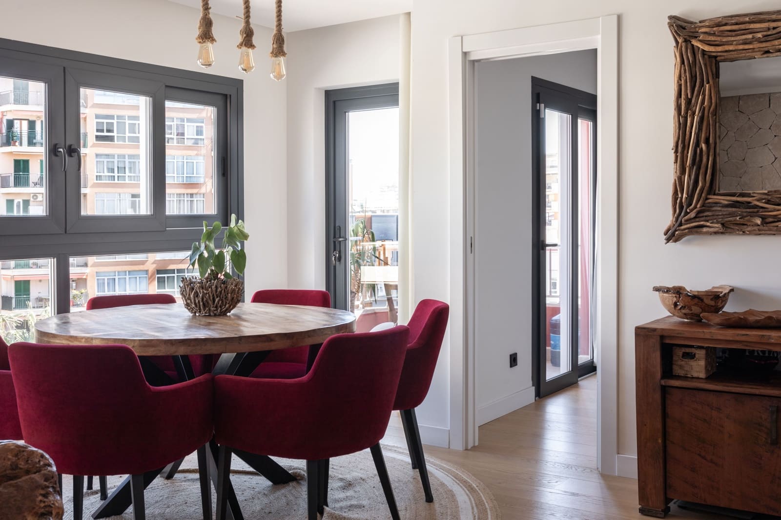 2 bedroom Apartment for sale in Palma de Mallorca - € 615,000 (Ref: 9707947)