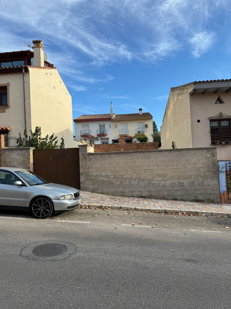 Casa em Banda para venda em Fuengirola - 270 000 € (Ref: 9713471)