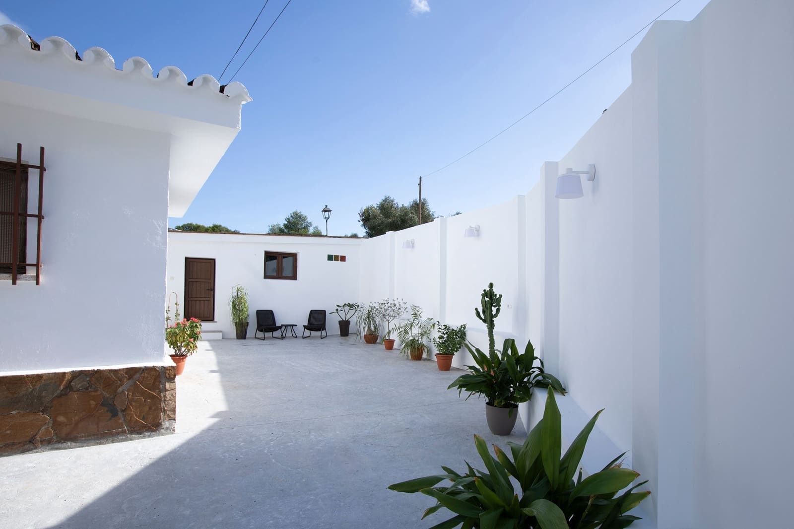 3 bedroom Townhouse for sale in Alhaurin de la Torre with pool - € 890,000 (Ref: 9713865)