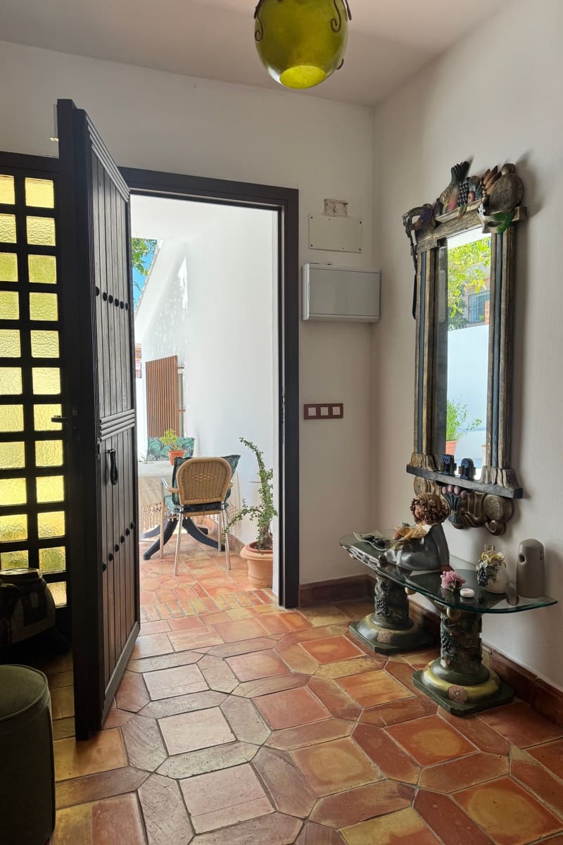 3 bedroom Townhouse for sale in Alhaurin de la Torre with pool - € 890,000 (Ref: 9713865)