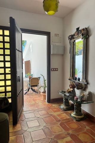 3 bedroom Townhouse for sale in Alhaurín de la Torre with pool - € 890,000 (Ref: 9713865)