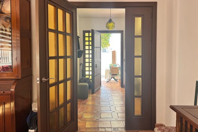 3 bedroom Townhouse for sale in Alhaurín de la Torre with pool - € 890,000 (Ref: 9713865)