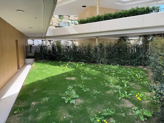 2 makuuhuone Huoneisto myytävänä paikassa Torreblanca, Fuengirola mukana uima-altaan - 599 000 € (Ref: 9714311)