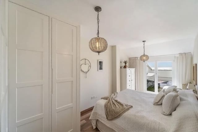 3 makuuhuone Huoneisto myytävänä paikassa Benalmádena mukana uima-altaan - 774 000 € (Ref: 9715455)