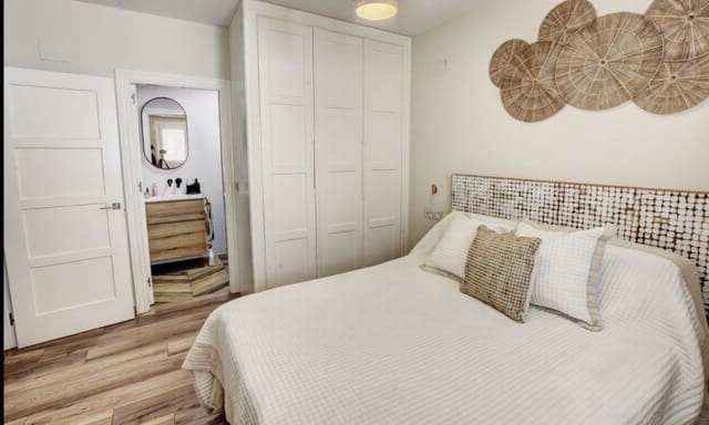 3 makuuhuone Huoneisto myytävänä paikassa Benalmádena mukana uima-altaan - 774 000 € (Ref: 9715455)