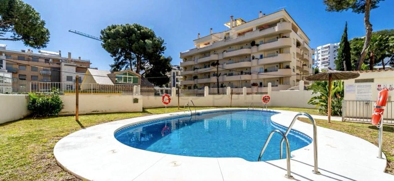 3 bedroom Apartment for sale in Benalmadena with pool - € 774,000 (Ref: 9715455)