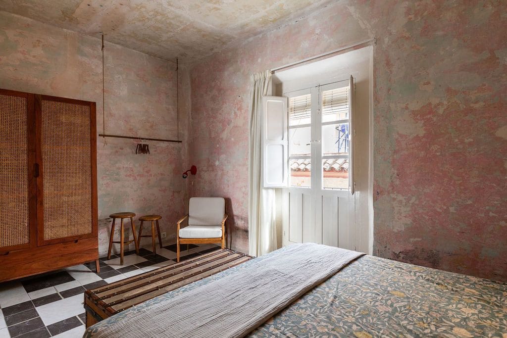 8 bedroom Townhouse for sale in Malaga city - € 1,749,000 (Ref: 9715607)