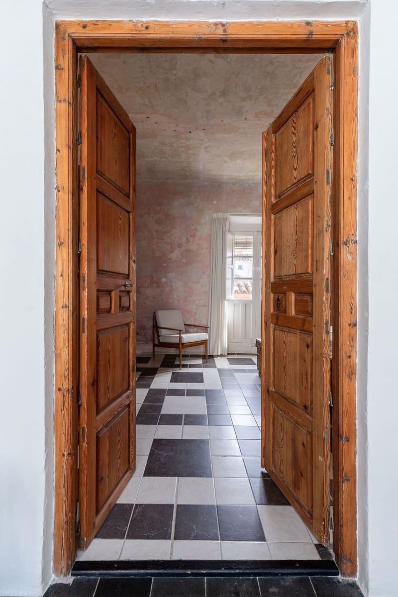 8 bedroom Townhouse for sale in Malaga city - € 1,749,000 (Ref: 9715607)