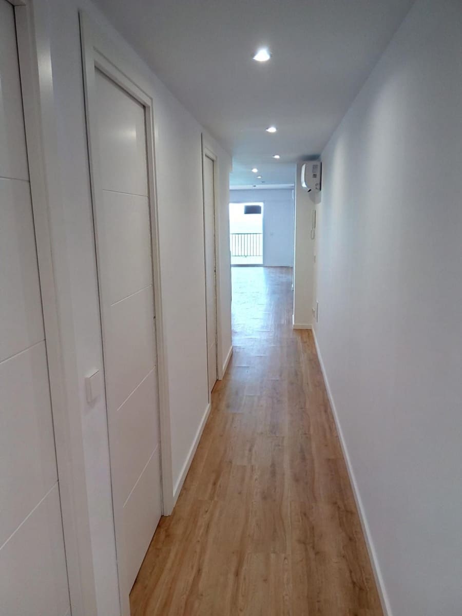 3 bedroom Apartment for rent in Palma de Mallorca - € 3,000 (Ref: 9716665)