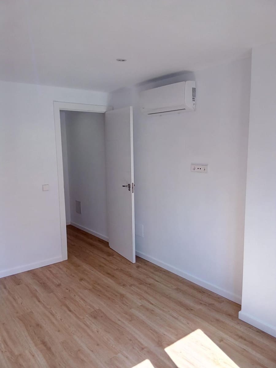 3 bedroom Apartment for rent in Palma de Mallorca - € 3,000 (Ref: 9716665)