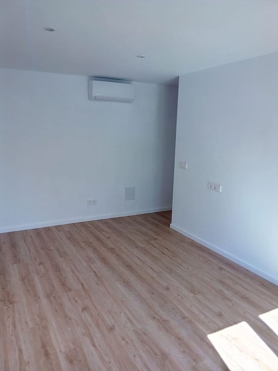 3 bedroom Apartment for rent in Palma de Mallorca - € 3,000 (Ref: 9716665)