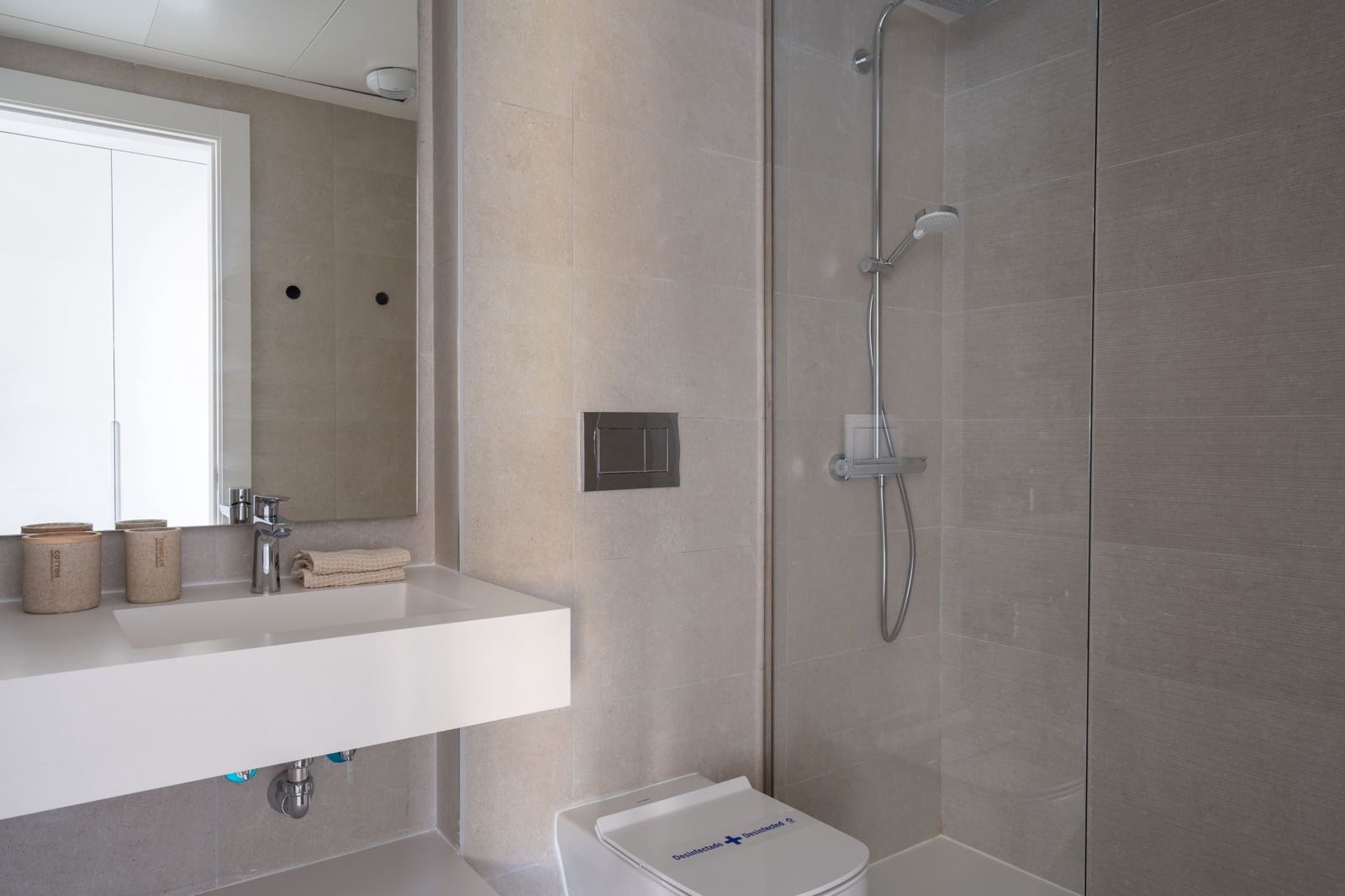 2 bedroom Apartment for sale in Mijas Costa with pool - € 520,000 (Ref: 9719777)