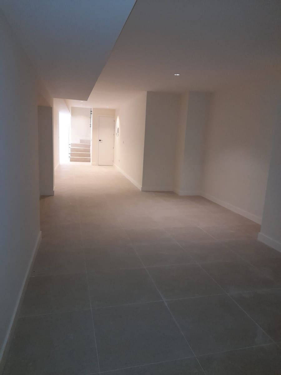 3 bedroom Apartment for sale in Malaga city - € 410,000 (Ref: 9719898)