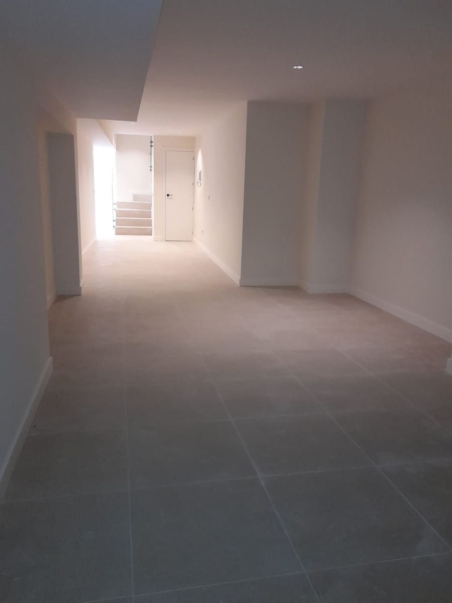 3 bedroom Apartment for sale in Malaga city - € 410,000 (Ref: 9719898)