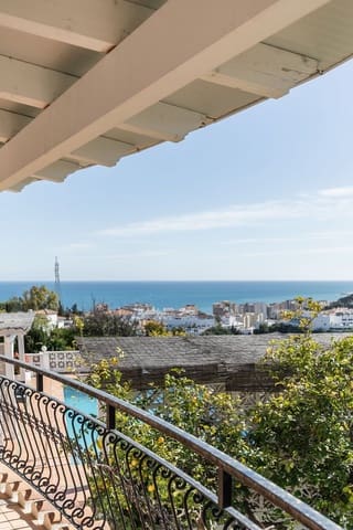 4 quarto Moradia para venda em Fuengirola com piscina - 1 295 000 € (Ref: 9720310)