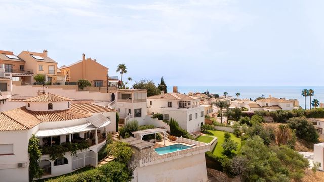 5 soveværelse Villa til salg i Torreblanca, Fuengirola med swimmingpool garage - € 1.195.000 (Ref: 9720310)