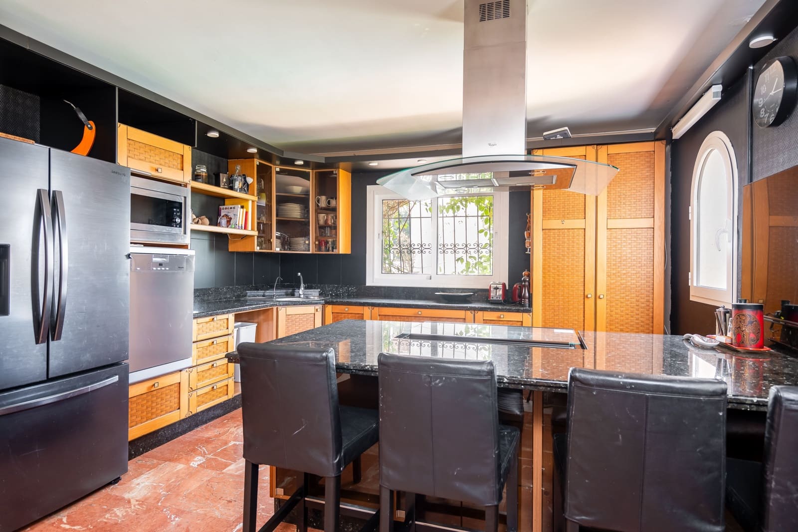 4 soverom Villa til salgs i Fuengirola med svømmebasseng garasje - € 1 195 000 (Ref: 9720310)