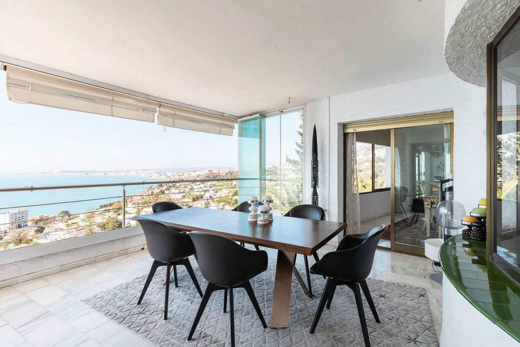 5 bedroom Villa for sale in Benalmadena with pool - € 2,900,000 (Ref: 9722199)