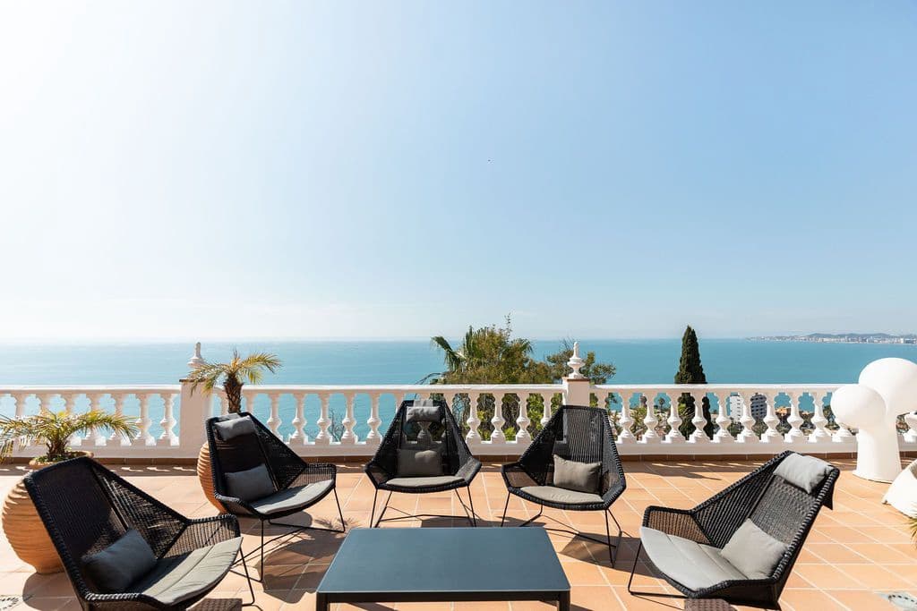 5 bedroom Villa for sale in Benalmadena with pool - € 2,900,000 (Ref: 9722199)