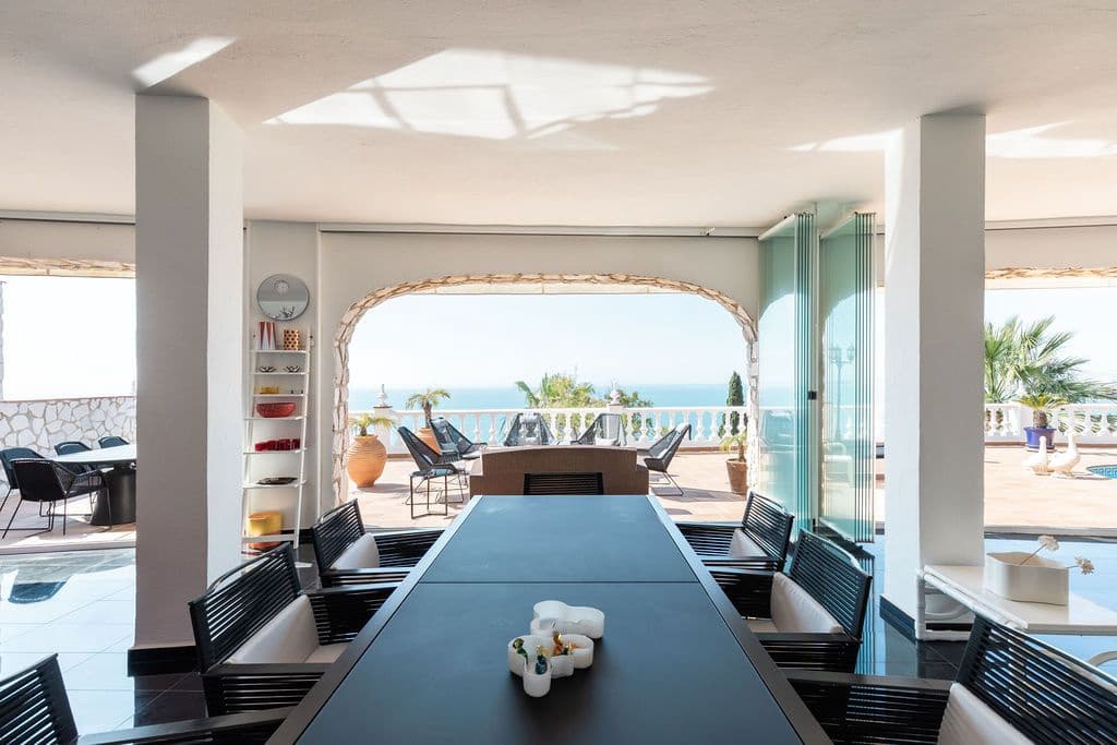 5 bedroom Villa for sale in Benalmadena with pool - € 2,900,000 (Ref: 9722199)